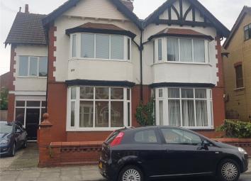 Semi-detached house To Rent in Blackpool