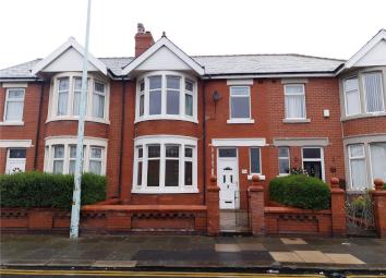 Semi-detached house To Rent in Blackpool