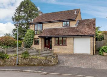 Detached house For Sale in South Petherton