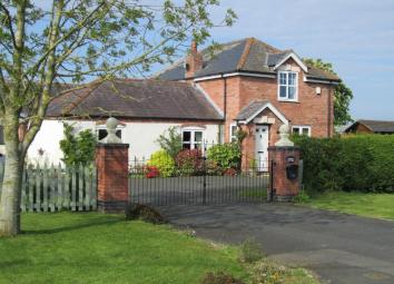 Detached house For Sale in Malpas