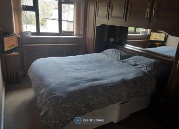 4 Bedroom Semi-detached house to rent