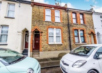 Terraced house For Sale in Rochester