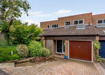 3 Bedroom Town house for sale
