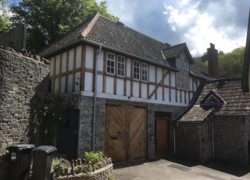 Country house To Rent in Bristol