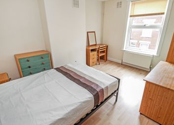 Terraced house To Rent in Leeds