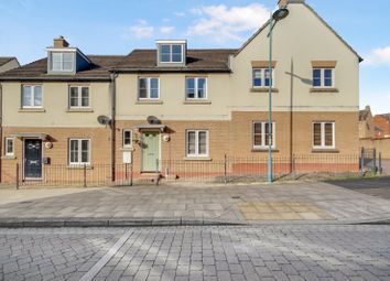 Terraced house For Sale in Swindon