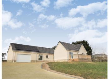 Detached house For Sale in Lanark