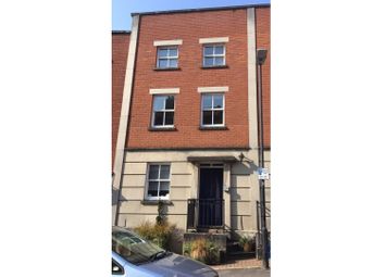 Terraced house For Sale in Bristol