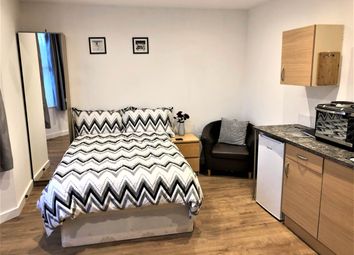 Studio To Rent in Bristol