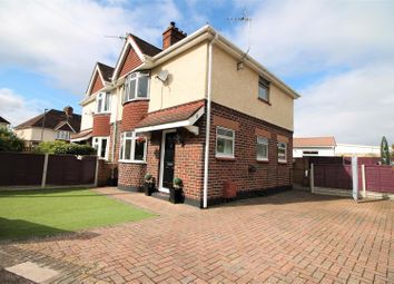 3 Bedrooms Semi-detached house for sale in Whitecross Road, Lydney GL15