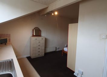 Flat To Rent in Halifax