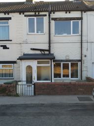 Terraced house For Sale in Wakefield