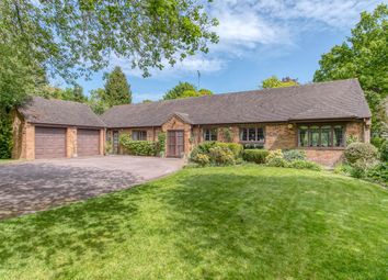 Detached bungalow For Sale in Bromsgrove