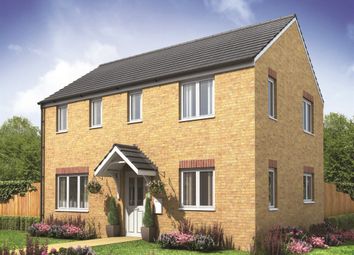 Detached house For Sale in Flint