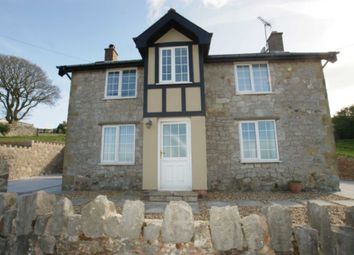 Detached house To Rent in Holywell