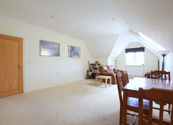 Flat To Rent in New Malden