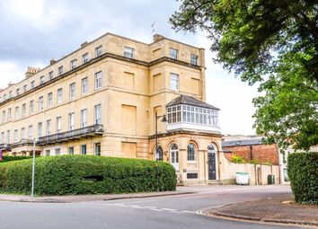 Flat To Rent in Cheltenham