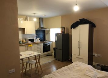 Studio To Rent in Leicester